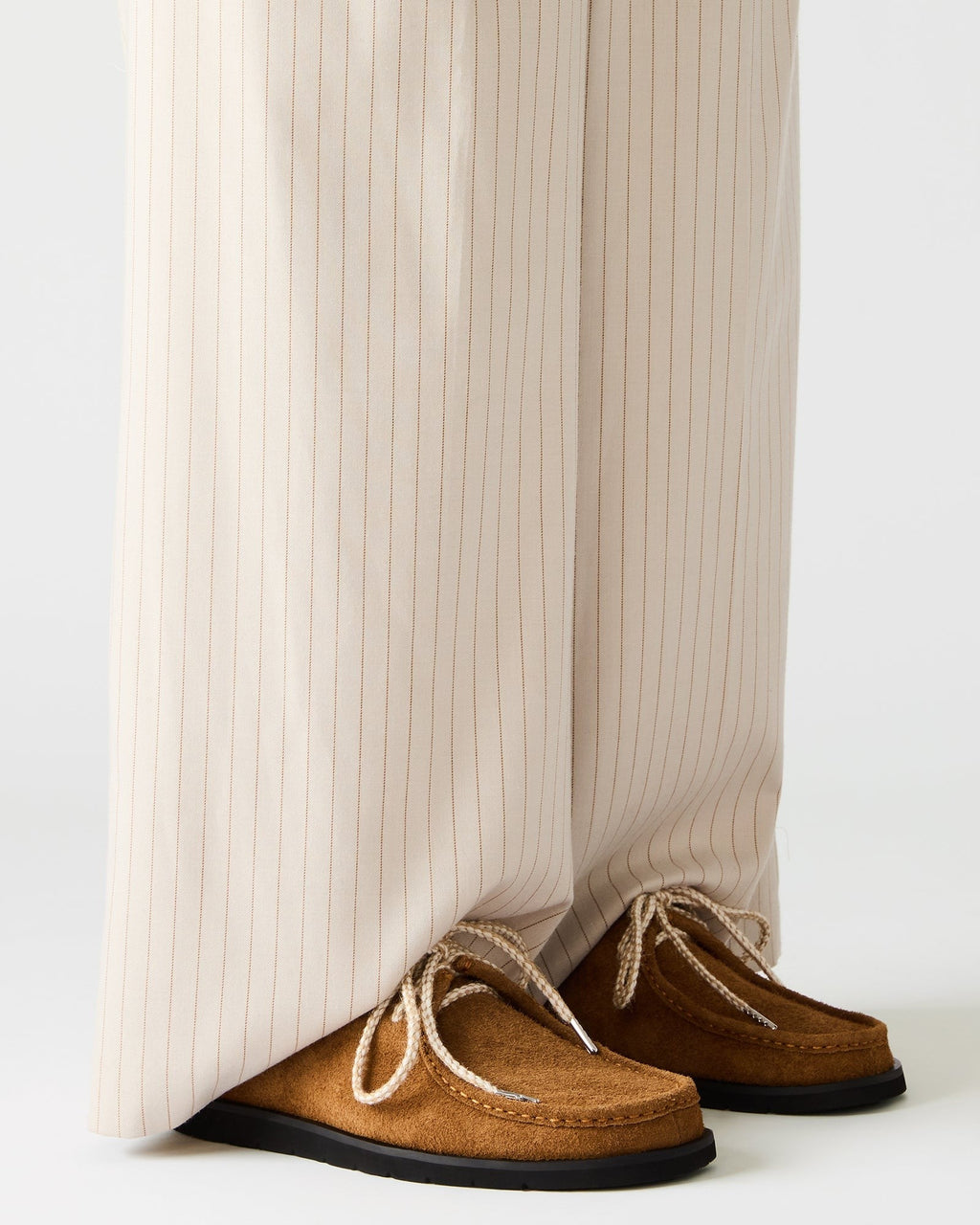 SAILOR BROWN WHITE