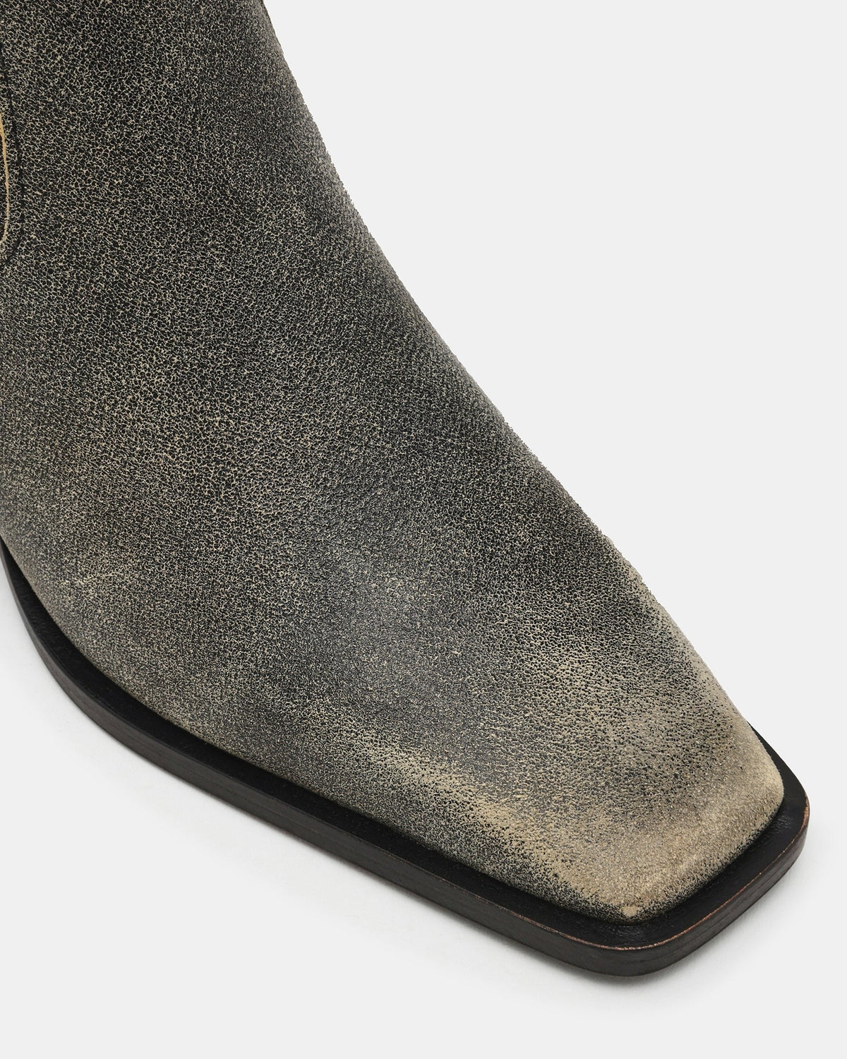 JUDSON BLACK DISTRESSED