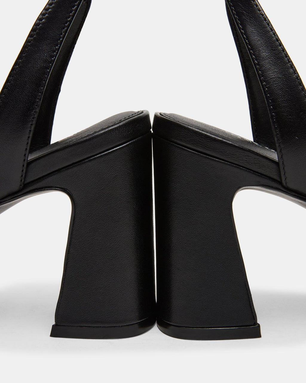 LARAH BLACK LEATHER