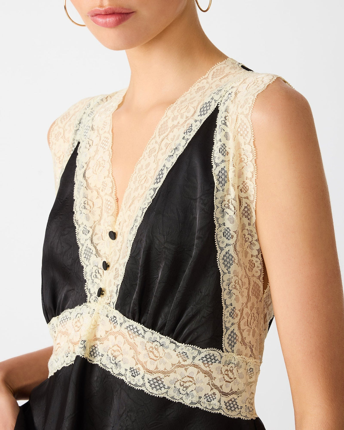 ELINOR TOP BLACK
