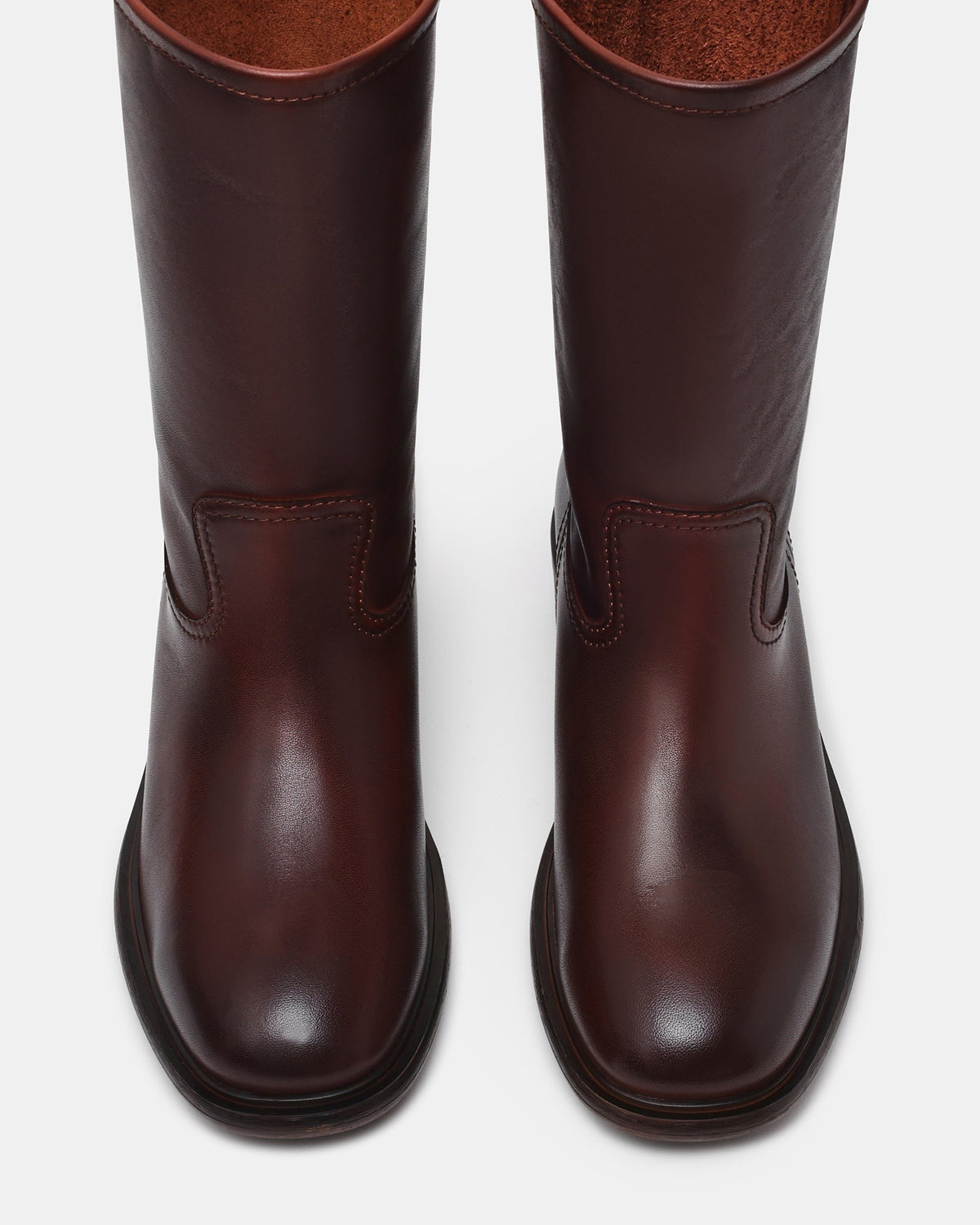 STRAY BROWN LEATHER